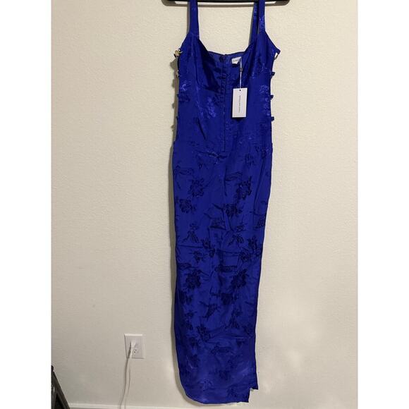 Lovers + Friends Bellevue Gown - Picture 1 of 7